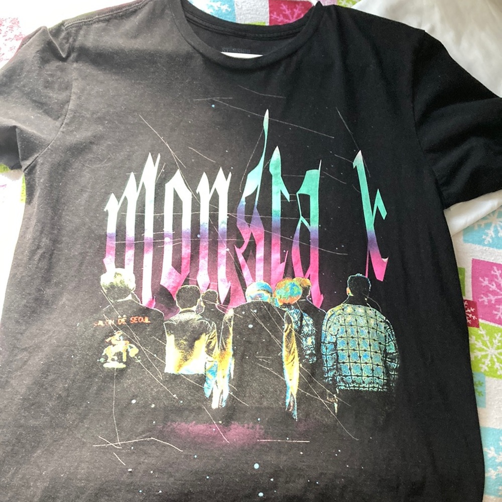 Women’s Graphic Tee